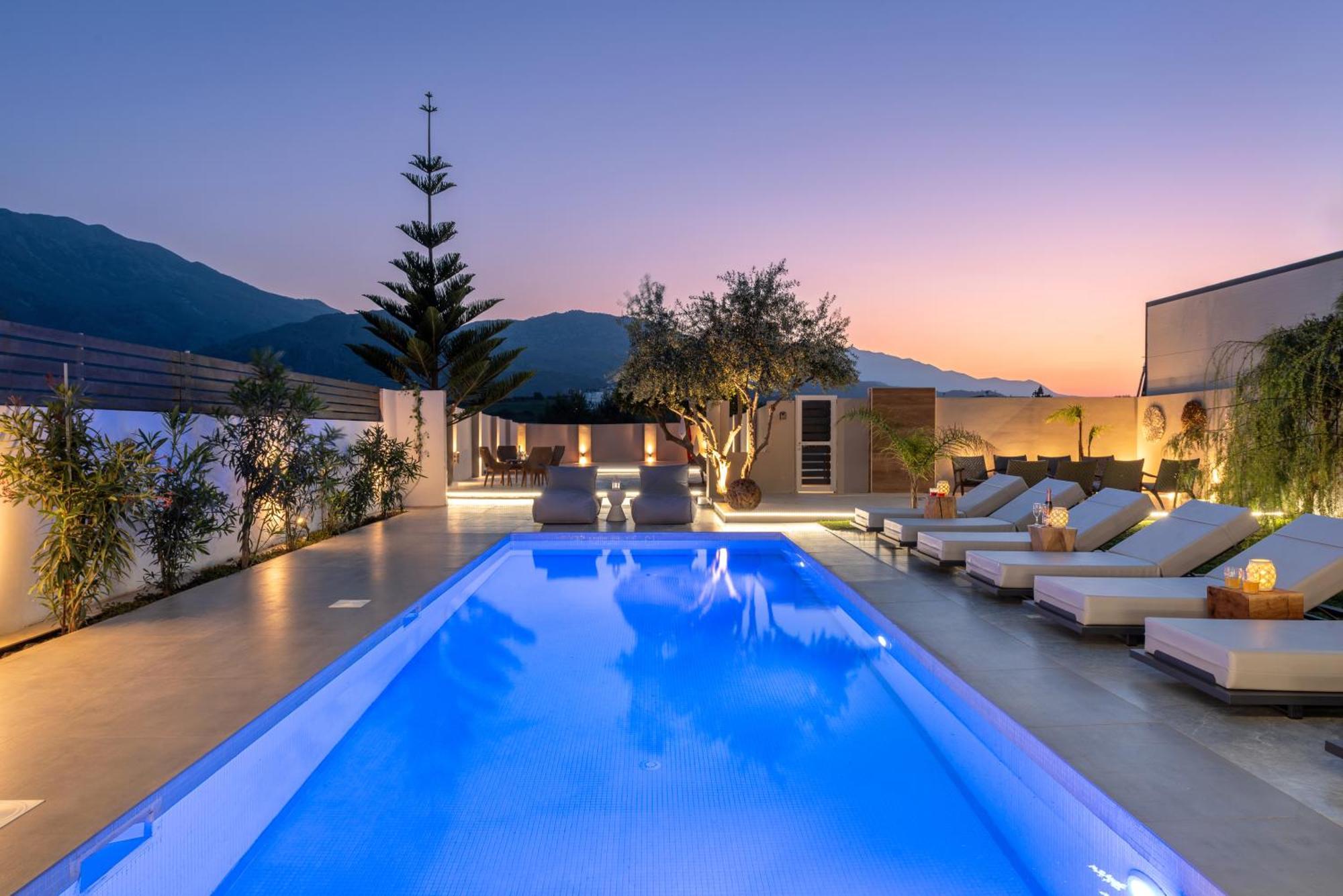 Hypnosis Beachside Villa With Private Heated Pool Georgioupoli Exterior foto