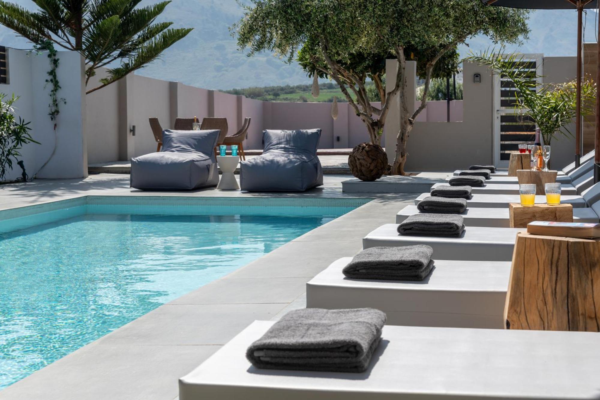 Hypnosis Beachside Villa With Private Heated Pool Georgioupoli Exterior foto