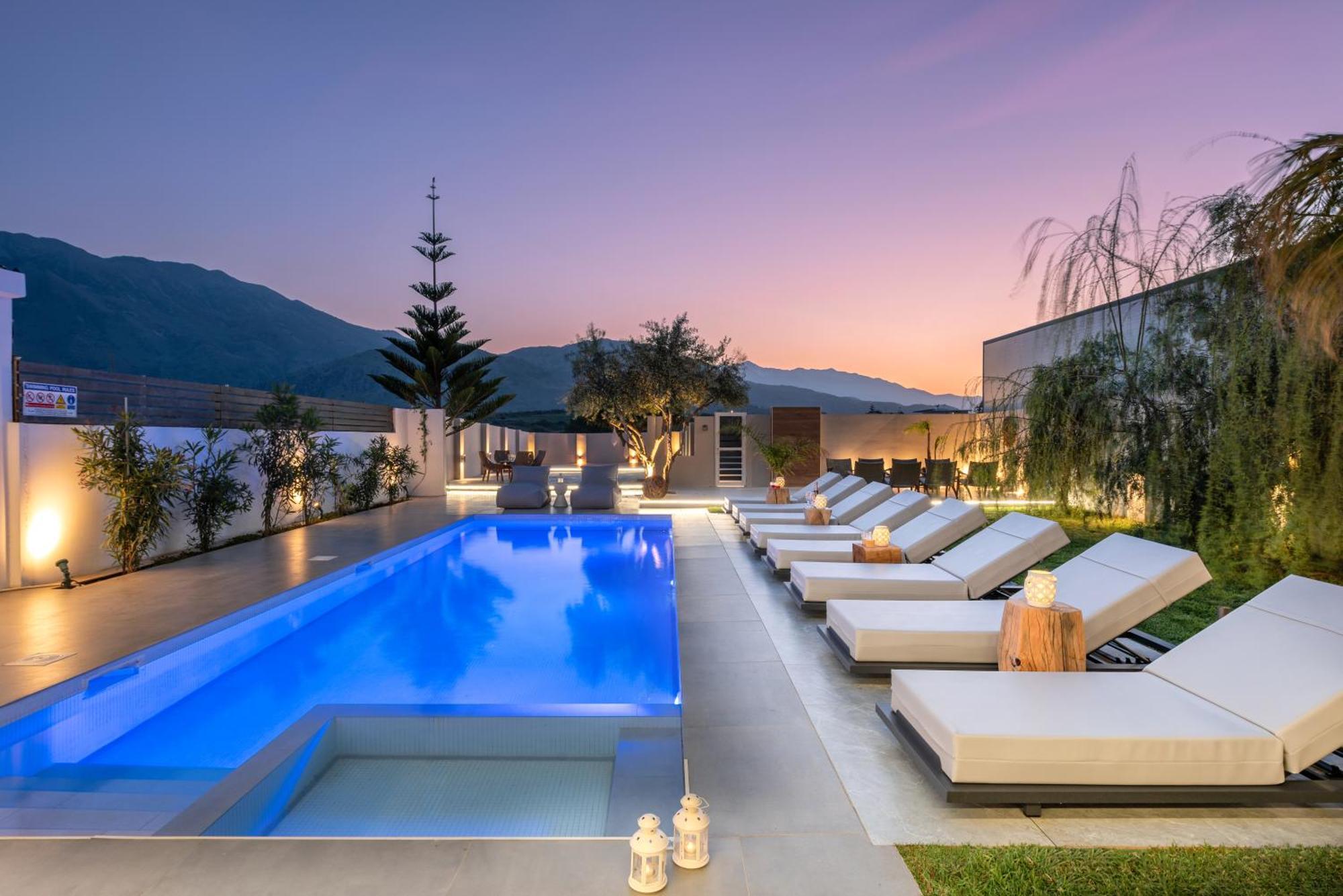 Hypnosis Beachside Villa With Private Heated Pool Georgioupoli Exterior foto